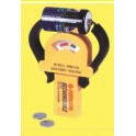 Tester per batterie AA, AAA, C, D e 9V Tester supercompatto da utilizzare con tutte le batterie (ricaricabili e non) formato AAA