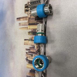 CONN.F AD AVVITARE RAPIDO PER CAVI 6,7MM CON GUAINA BLU PUSH & LOCK        confezione da 50 pz